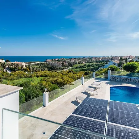 Renovated With Sea-views And Pool וילה פואנגירולה